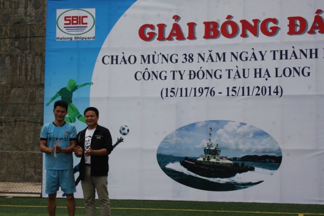 Giải cầu thủ xuất sắc nhất được trao cho cầu thủ Nguyễn Mạnh Tường – đội PX Triền đà