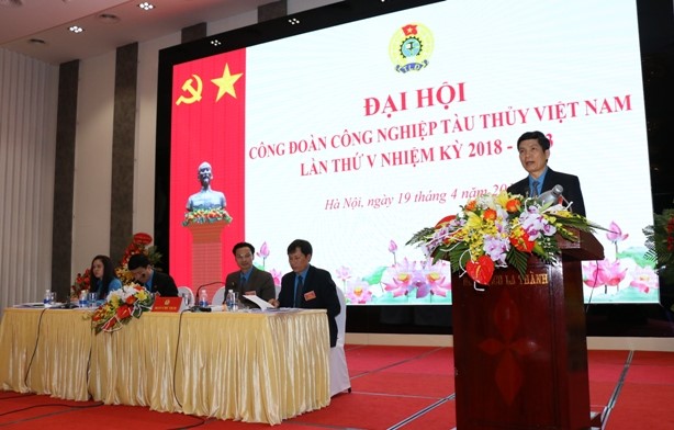 Đ/c Trần Bá Thành, Chủ tịch Công đoàn khoá IV phát biểu khai mạc Đại hội lần thứ V, nhiệm kỳ 2018-2023